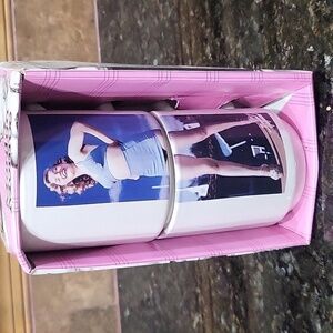 Nwt Bernard of Hollywood Marilyn Monroe  Sexy Bathing Suit  Stacking Mug Set